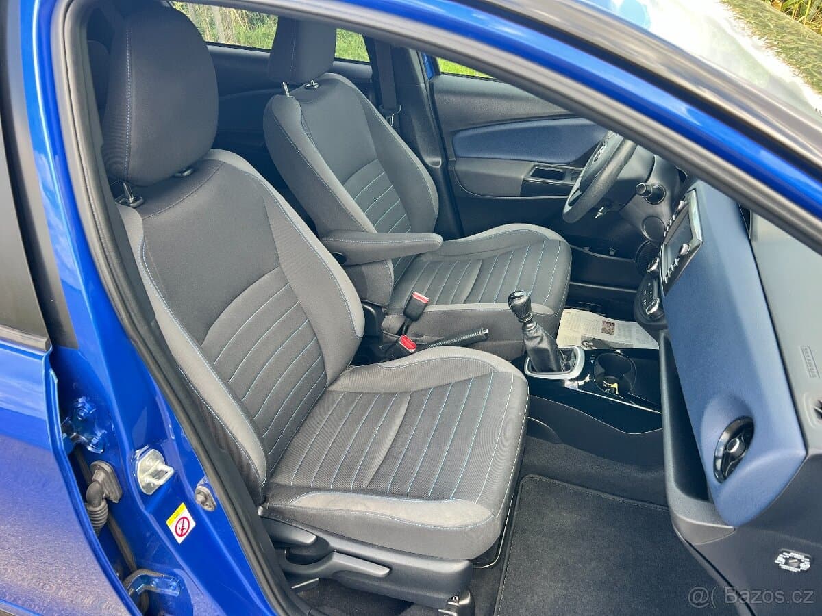 2017 Toyota YARIS - 14