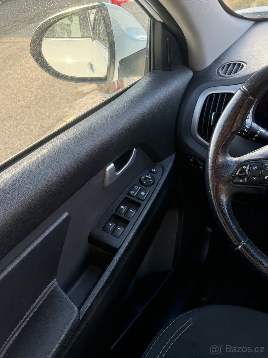 2015 Kia SPORTAGE - 14