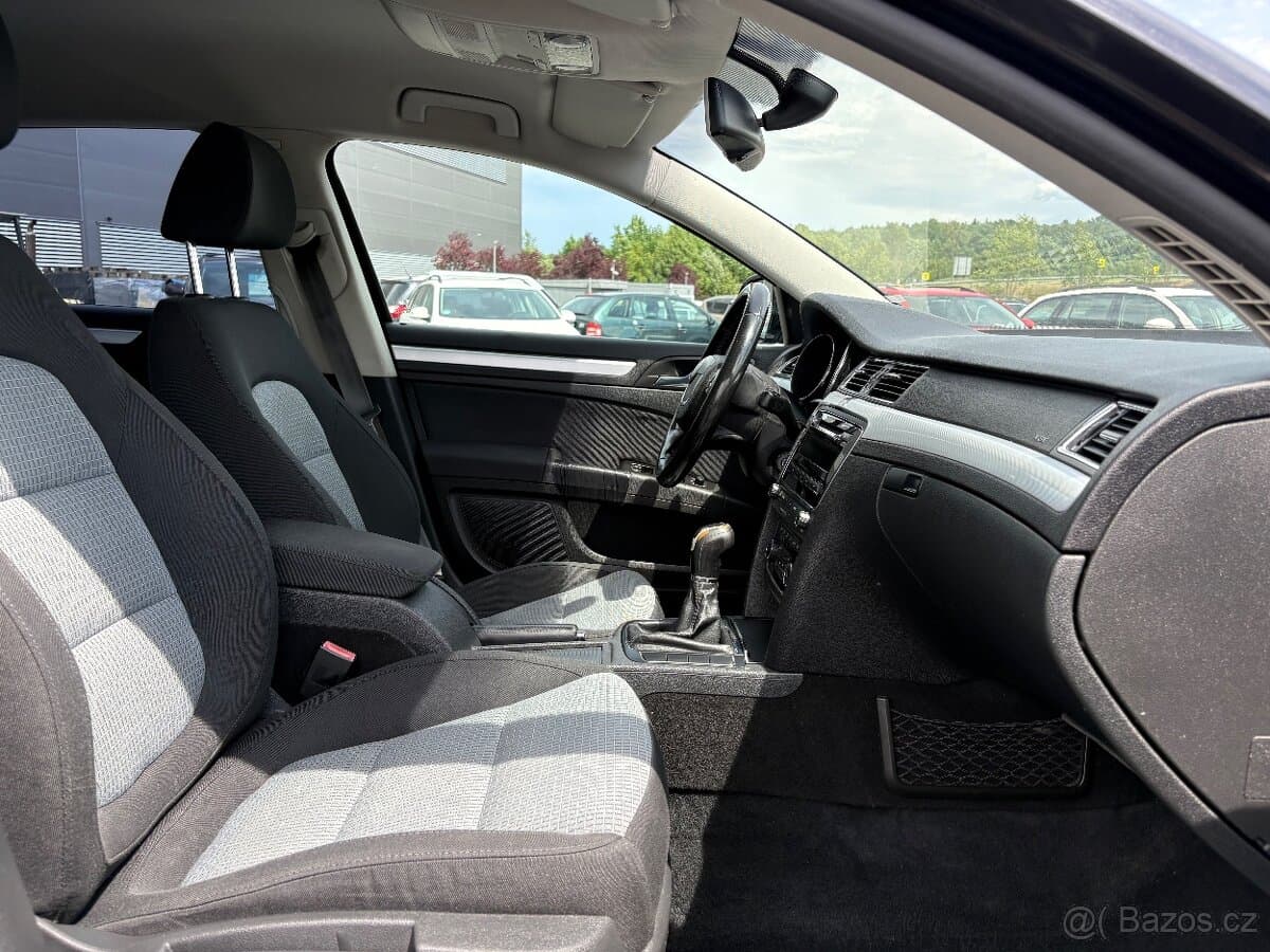 2010 Škoda SUPERB - 14
