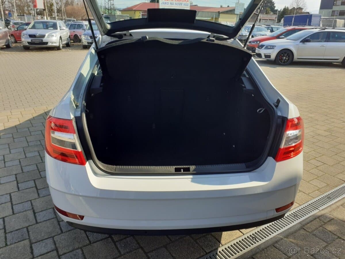 2018 Škoda OCTAVIA - 14