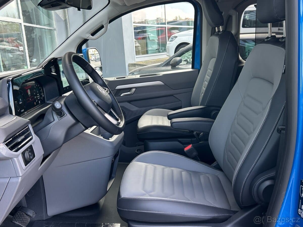 Volkswagen CARAVELLE - 14