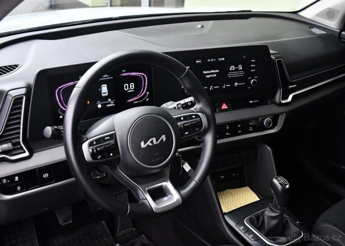 2022 Kia SPORTAGE - 14