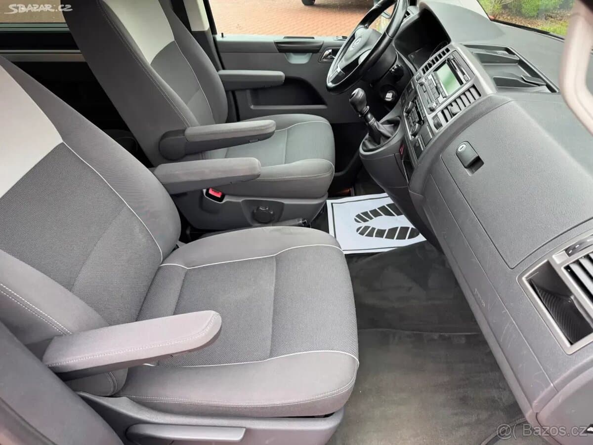 2014 Volkswagen MULTIVAN - 14