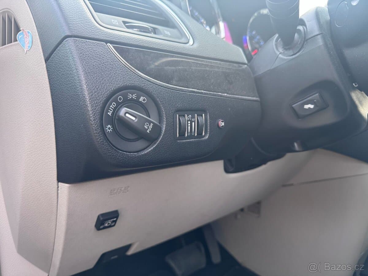 2012 Chrysler OSTATNÍ - 14