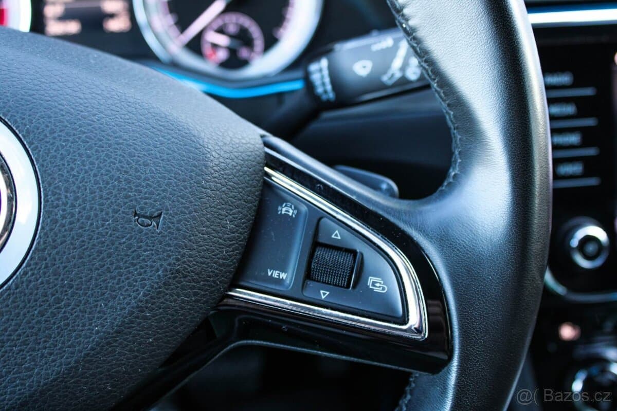 2019 Škoda SUPERB - 14