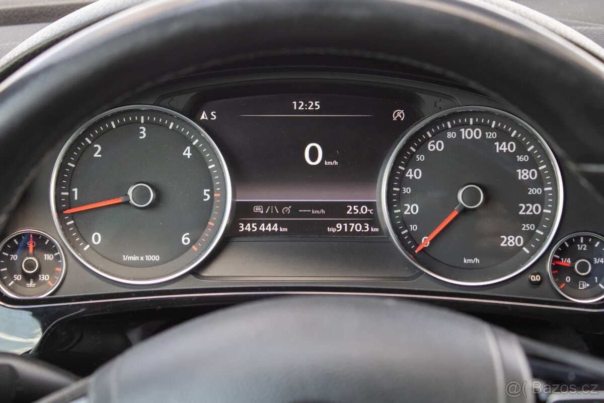 2010 Volkswagen TOUAREG - 14