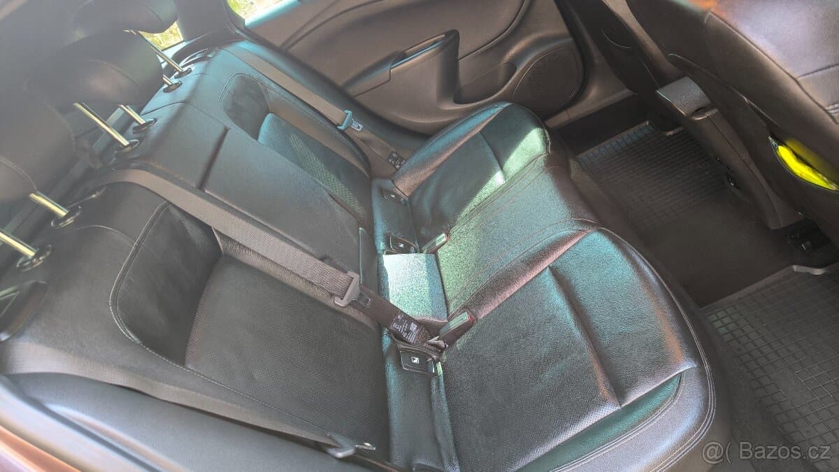Opel ASTRA - 14