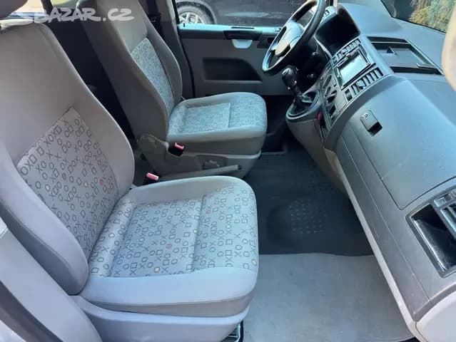 2009 Volkswagen CARAVELLE - 14