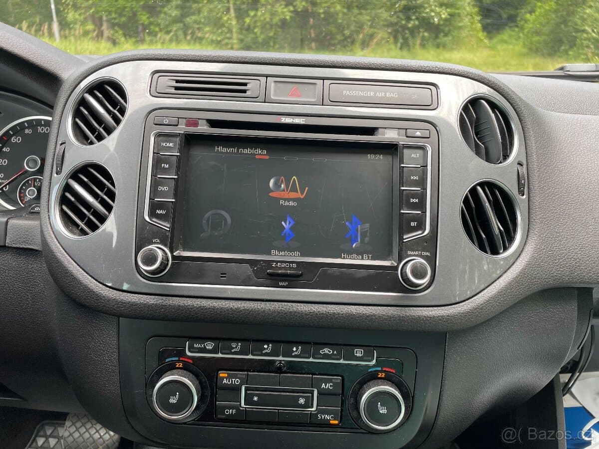 2012 Volkswagen TIGUAN - 14