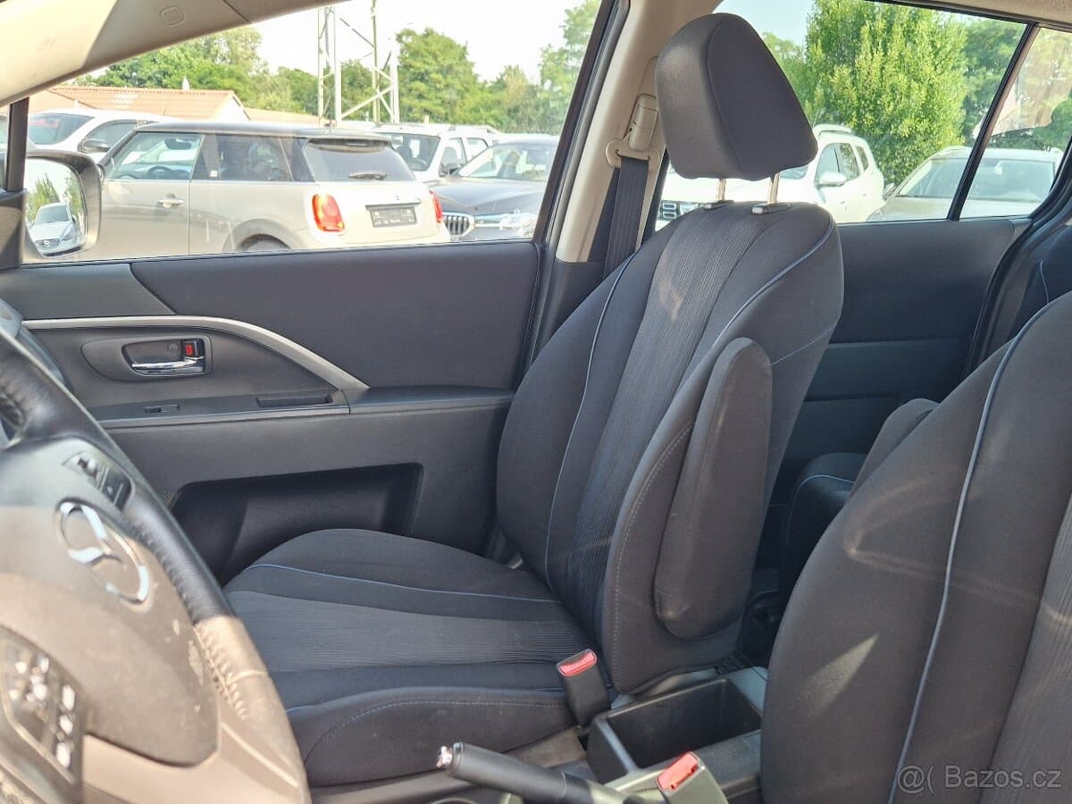 2011 Mazda 5 - 14