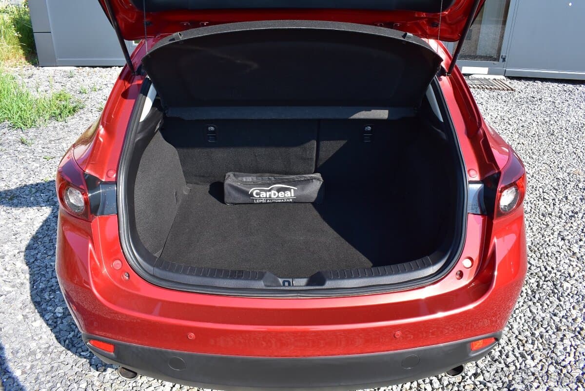 2016 Mazda 3 - 14