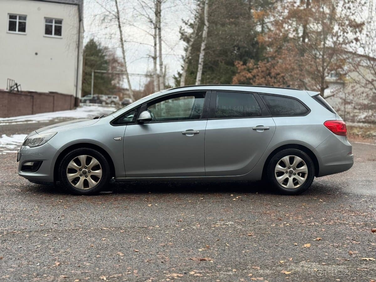 2013 Opel ASTRA - 14