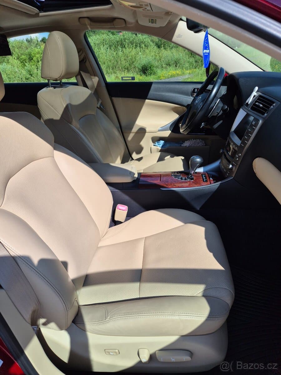 2008 Lexus IS - 14