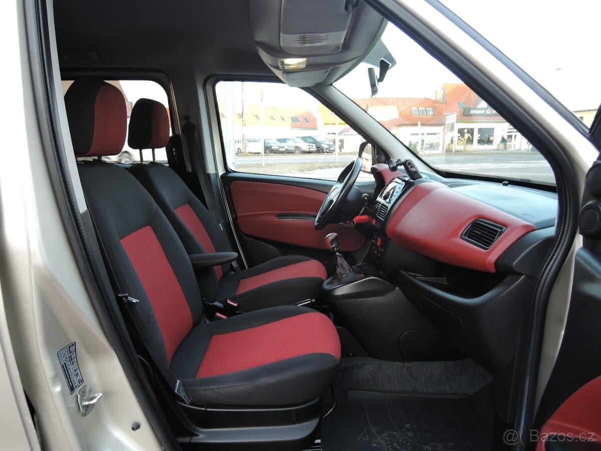 2010 Fiat DOBLO - 14
