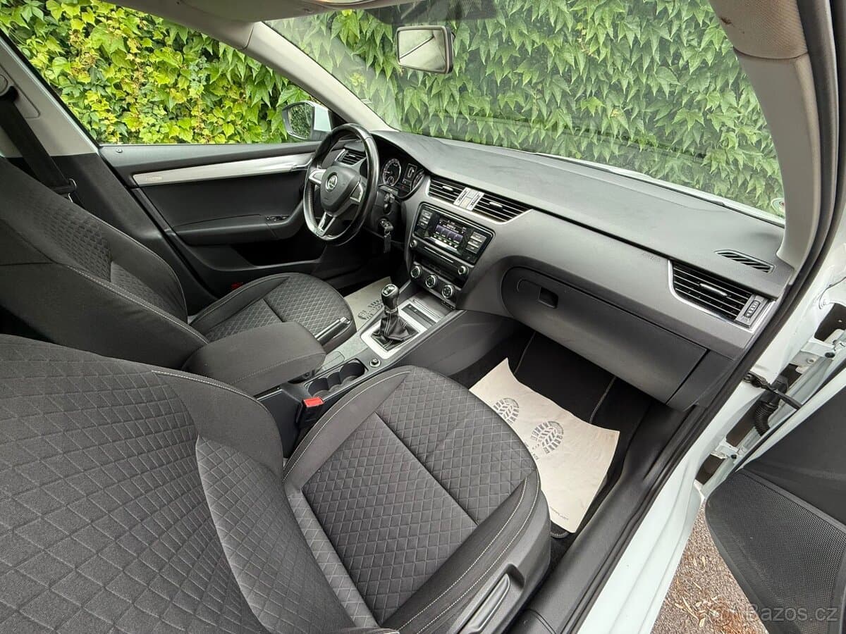 2017 Škoda OCTAVIA - 14