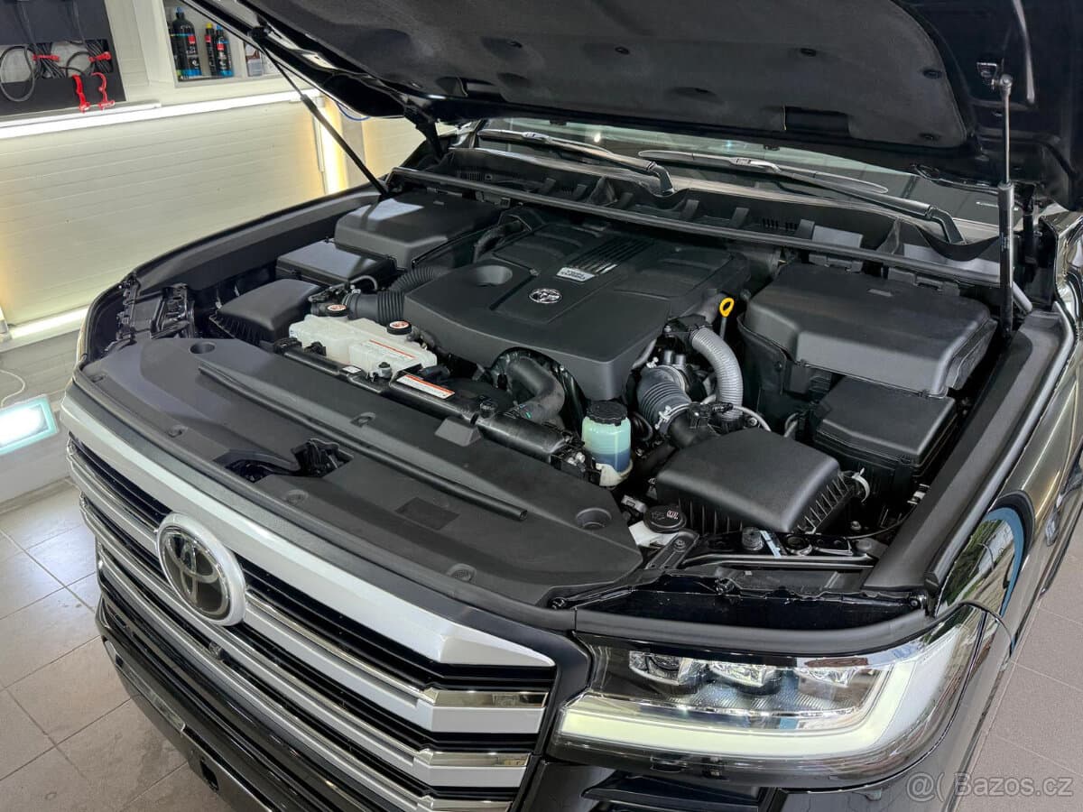 2021 Toyota LAND CRUISER - 14