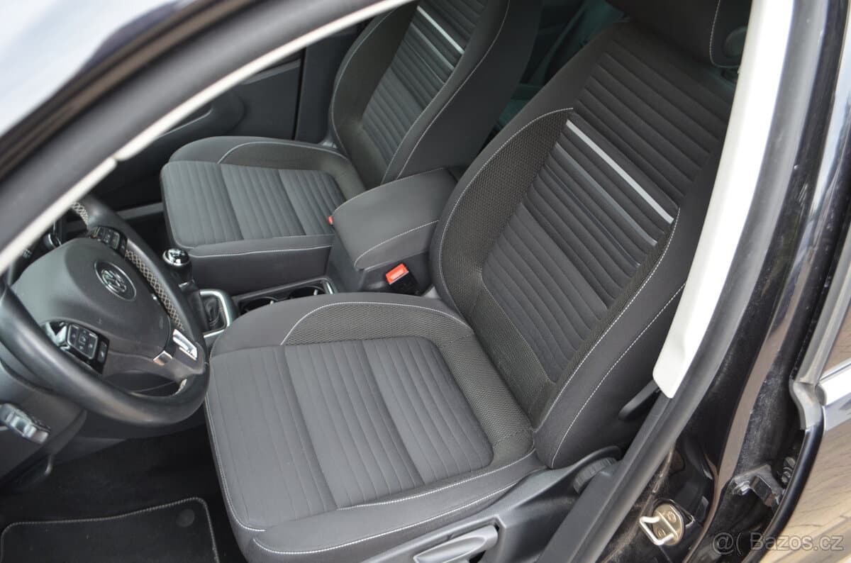 2015 Volkswagen TIGUAN - 14