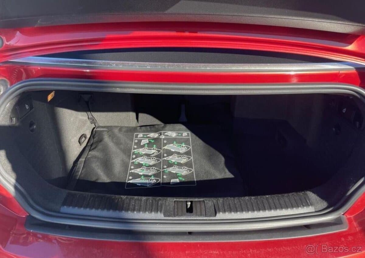 2012 Volkswagen GOLF - 14