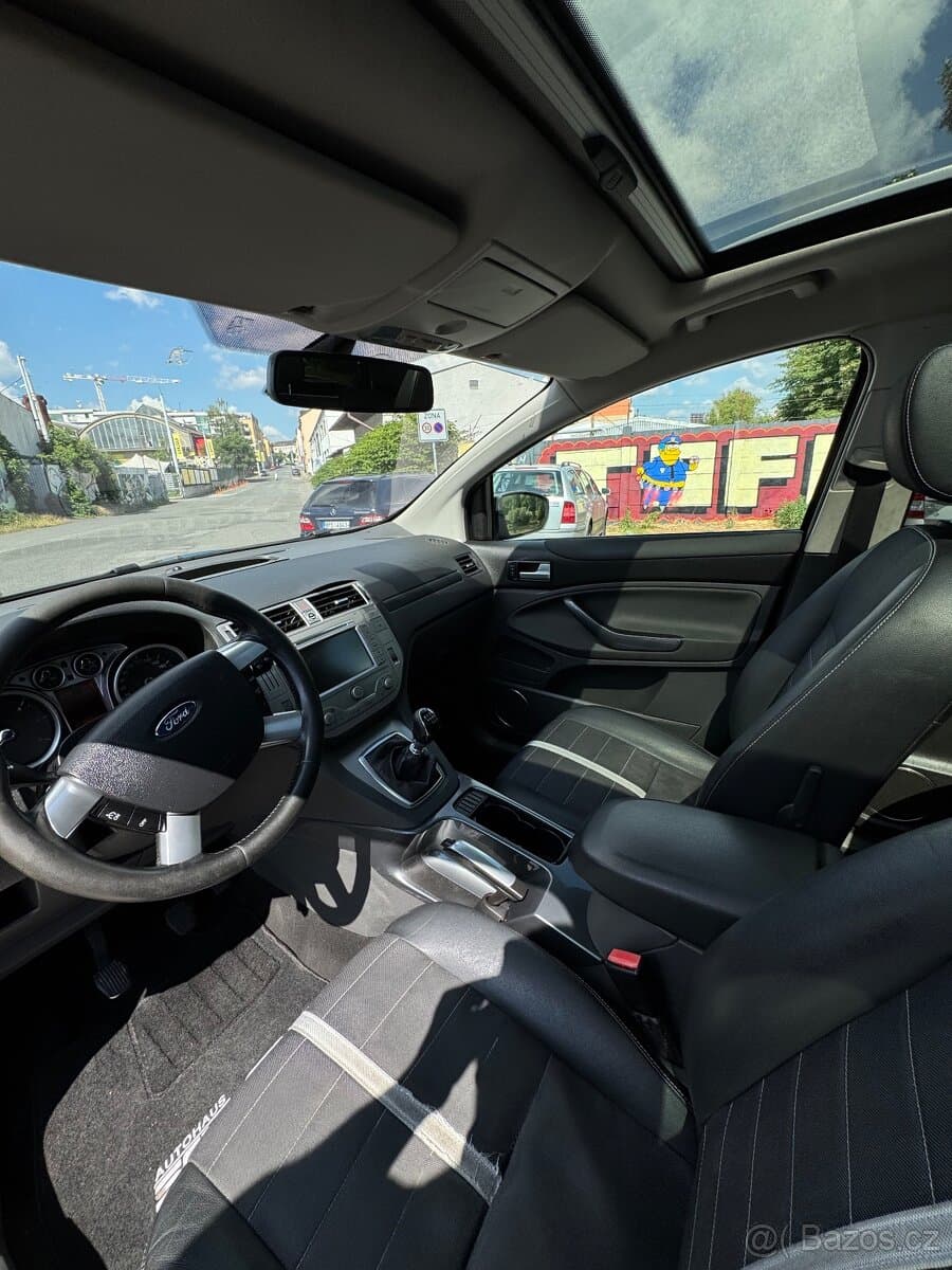 2011 Ford KUGA - 14