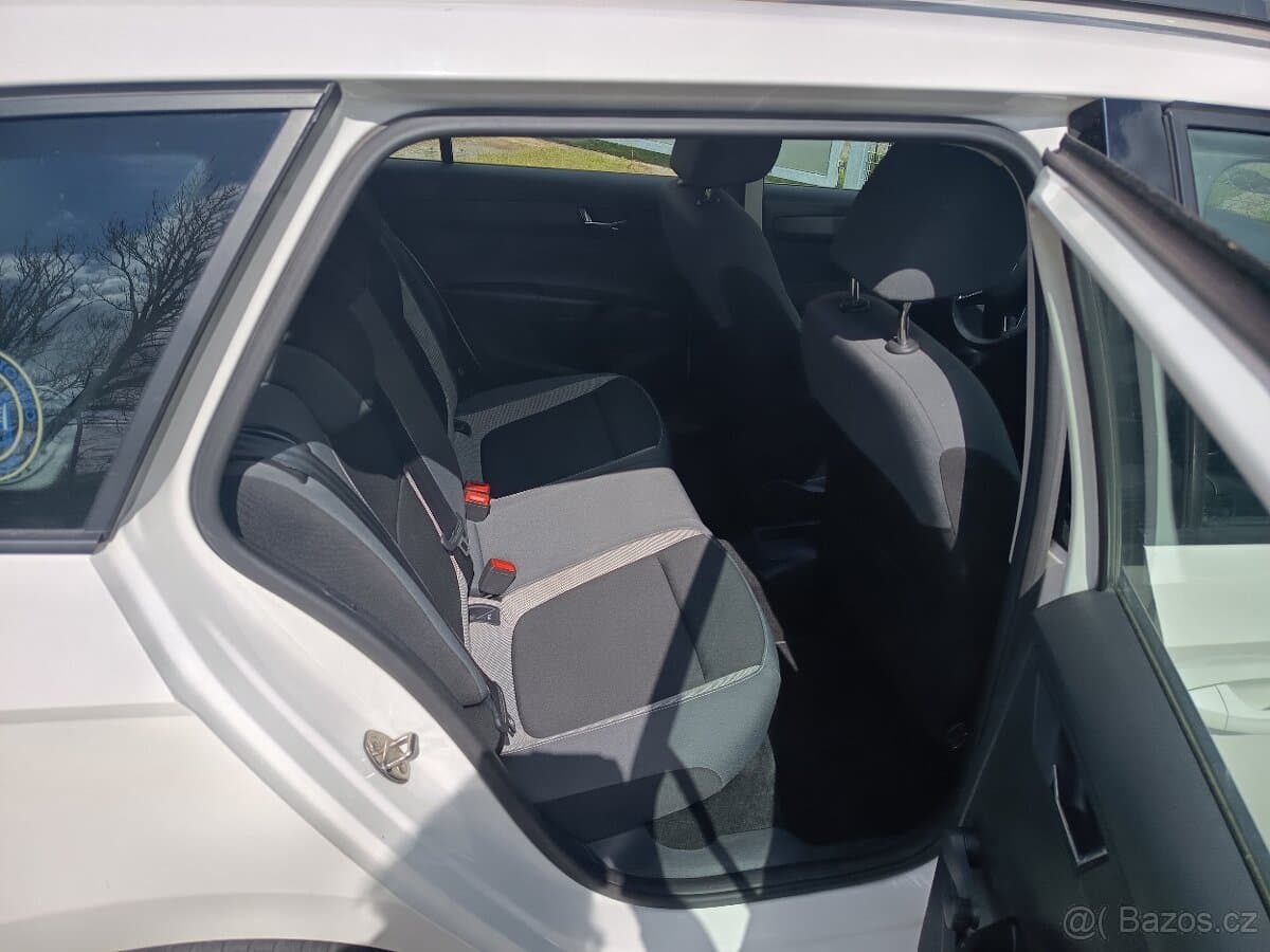 2015 Škoda FABIA - 14