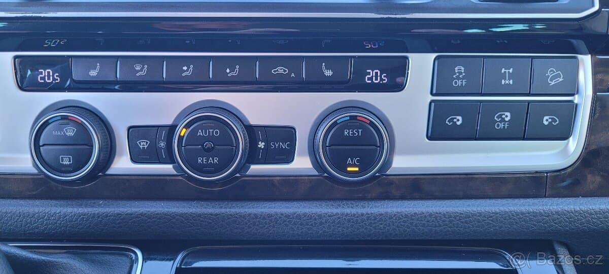 2017 Volkswagen MULTIVAN - 14