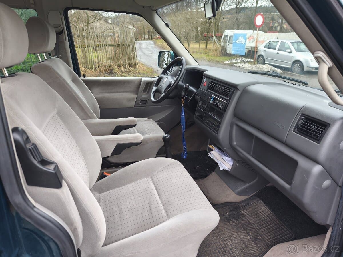 1999 Volkswagen CARAVELLE - 14