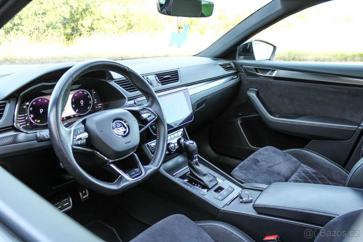 2022 Škoda SUPERB - 14