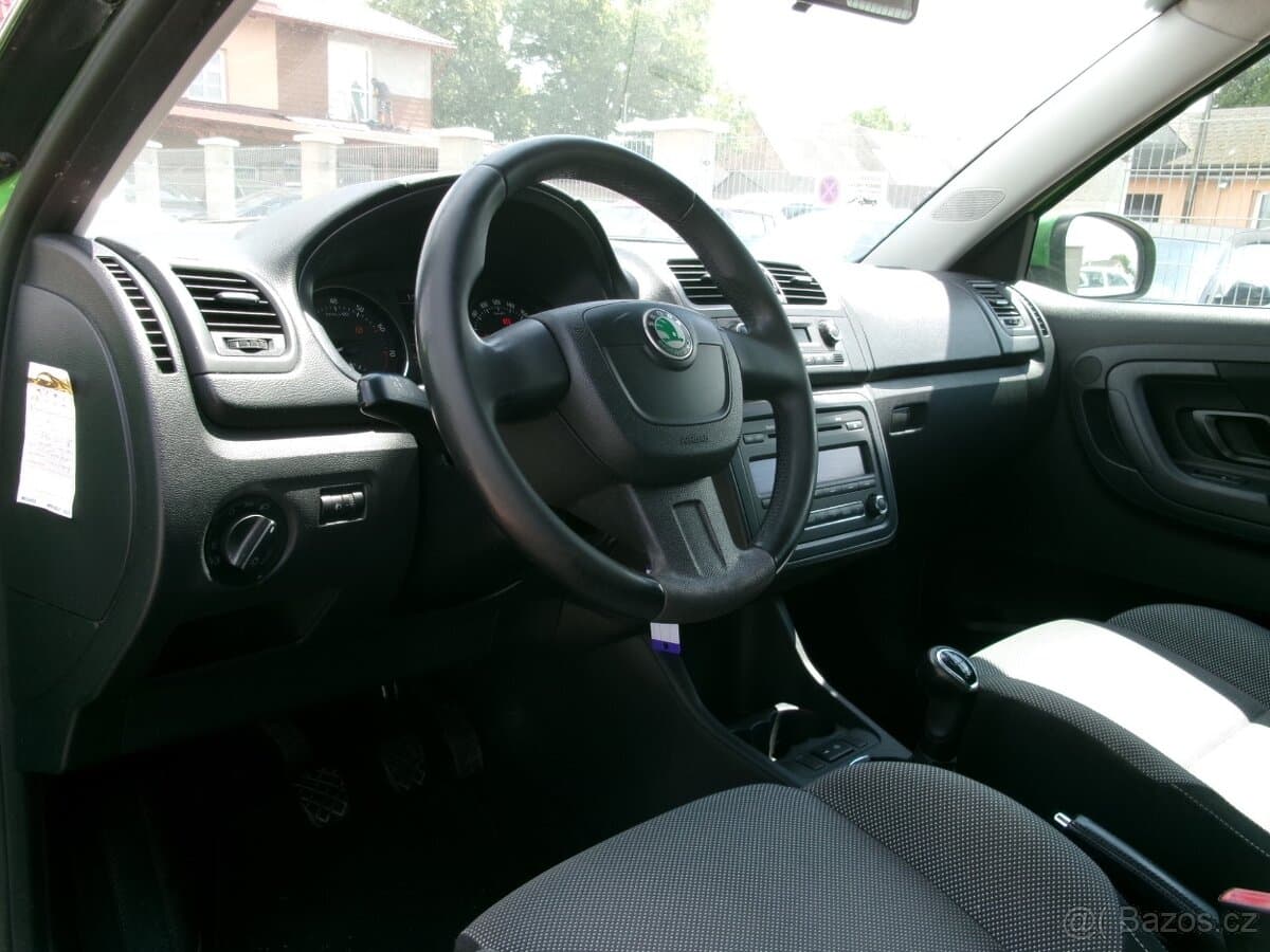 2010 Škoda FABIA - 14