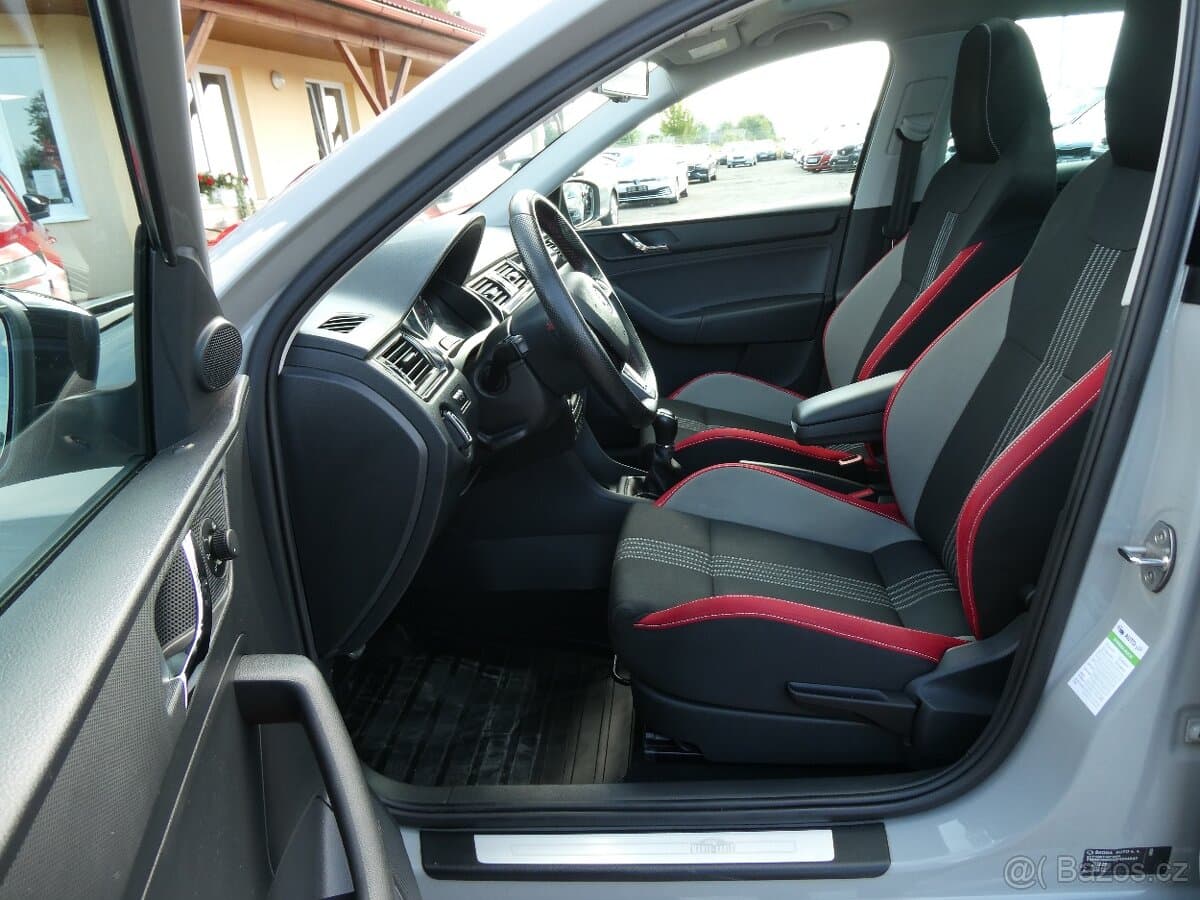 2015 Škoda RAPID - 14