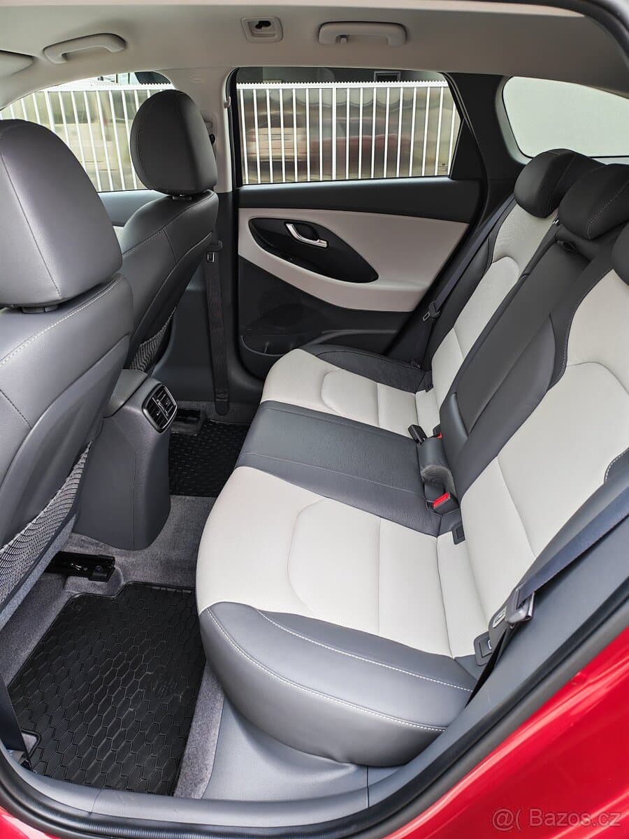 2021 Hyundai i30 - 14
