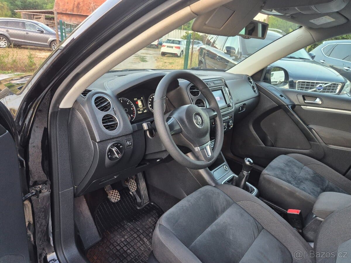 2014 Volkswagen TIGUAN - 14