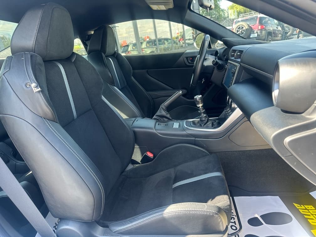 2023 Toyota GR86 - 14