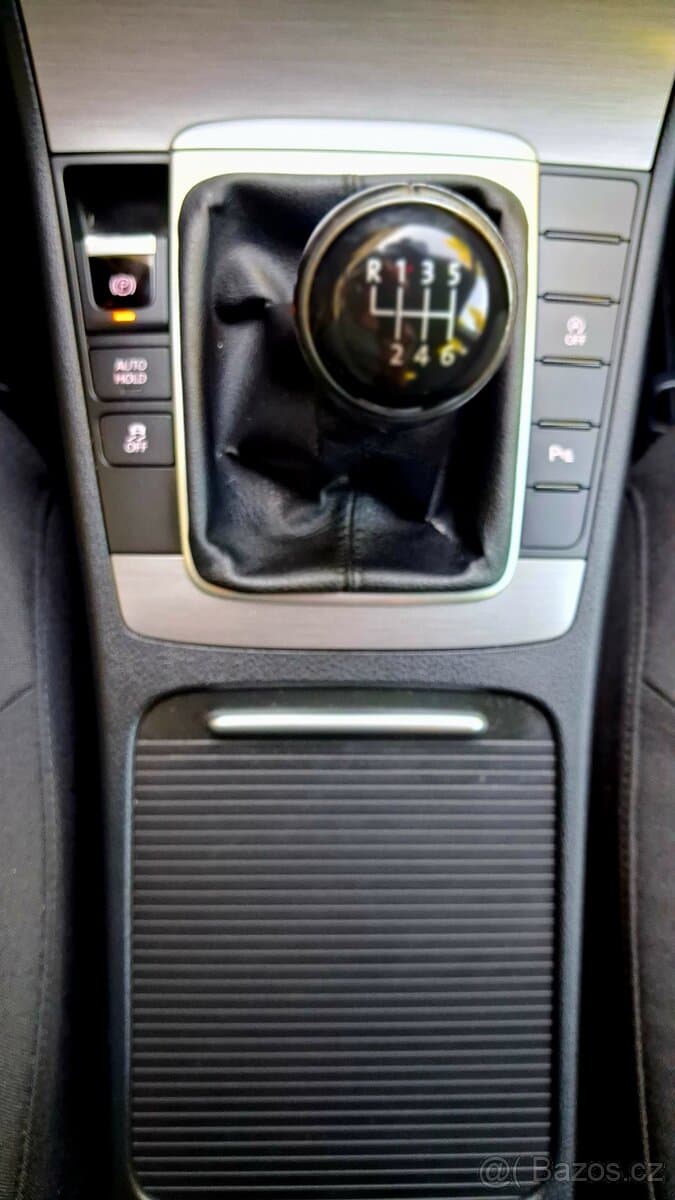 Volkswagen PASSAT - 14