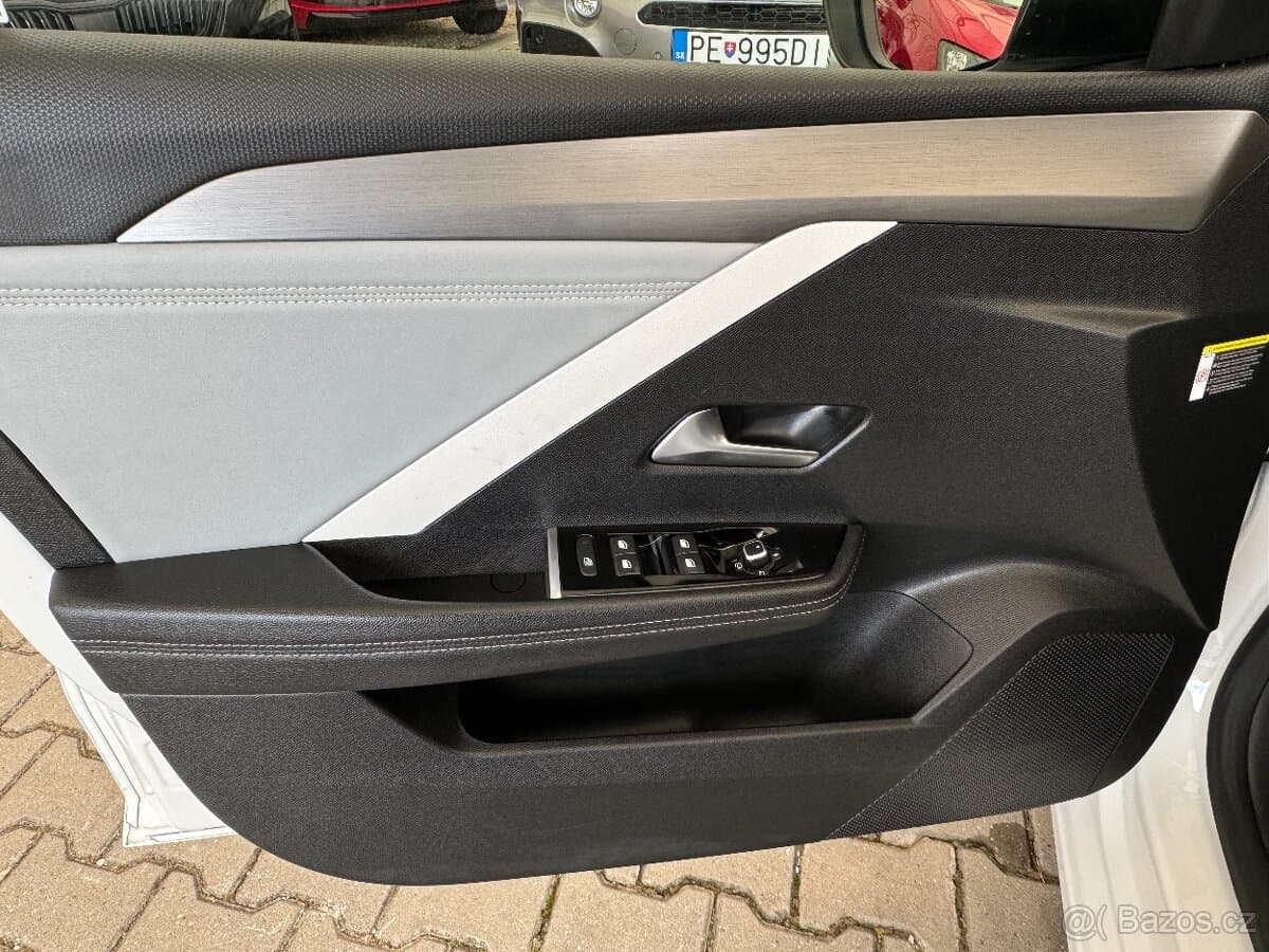 2022 Opel ASTRA - 14