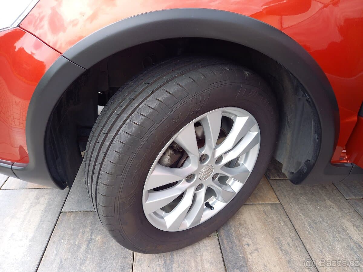 2013 Suzuki SX4 - 14