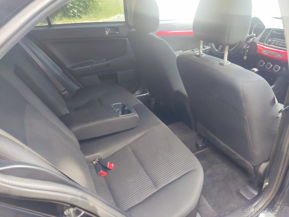 2014 Mitsubishi LANCER - 14