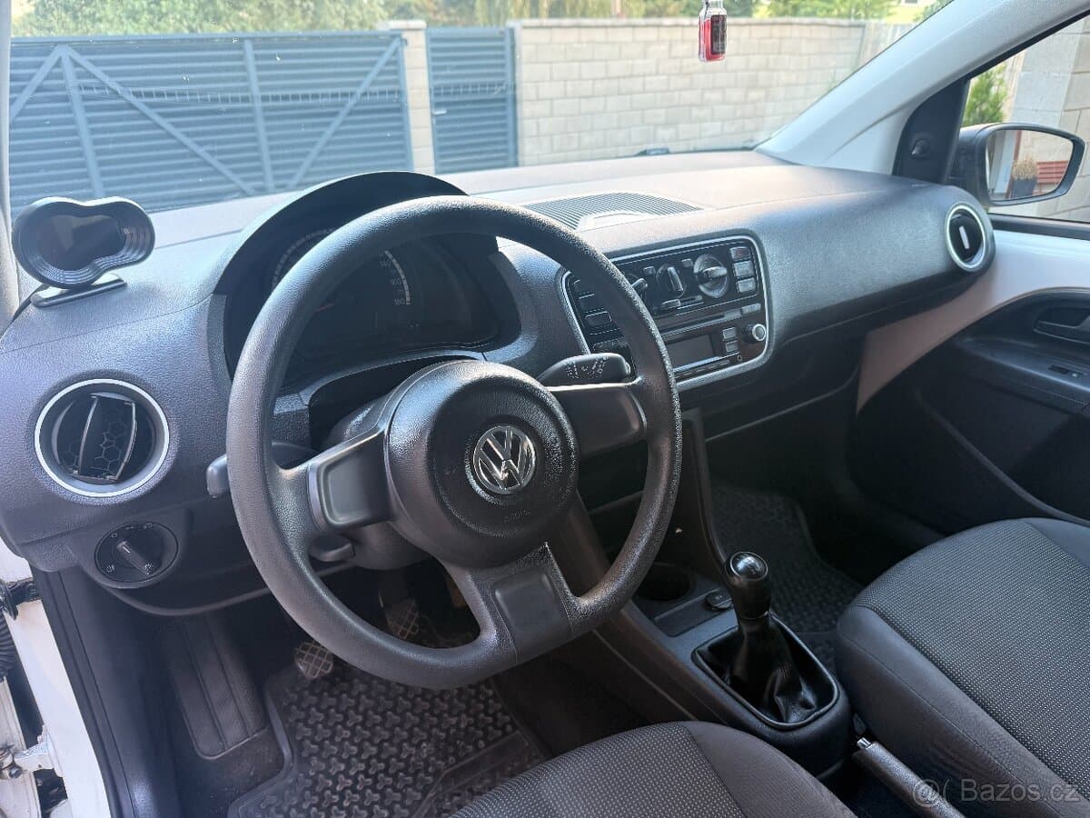 2012 Volkswagen UP! - 14