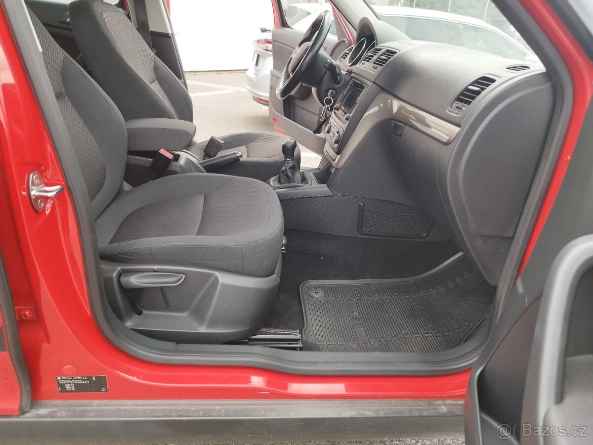 2015 Škoda YETI - 14
