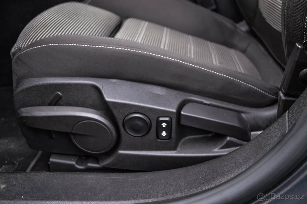 2015 Opel INSIGNIA - 14