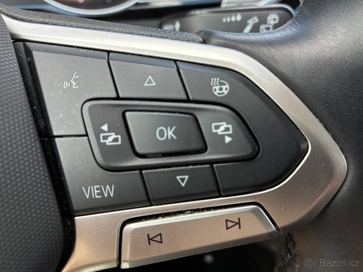 2023 Volkswagen PASSAT - 14