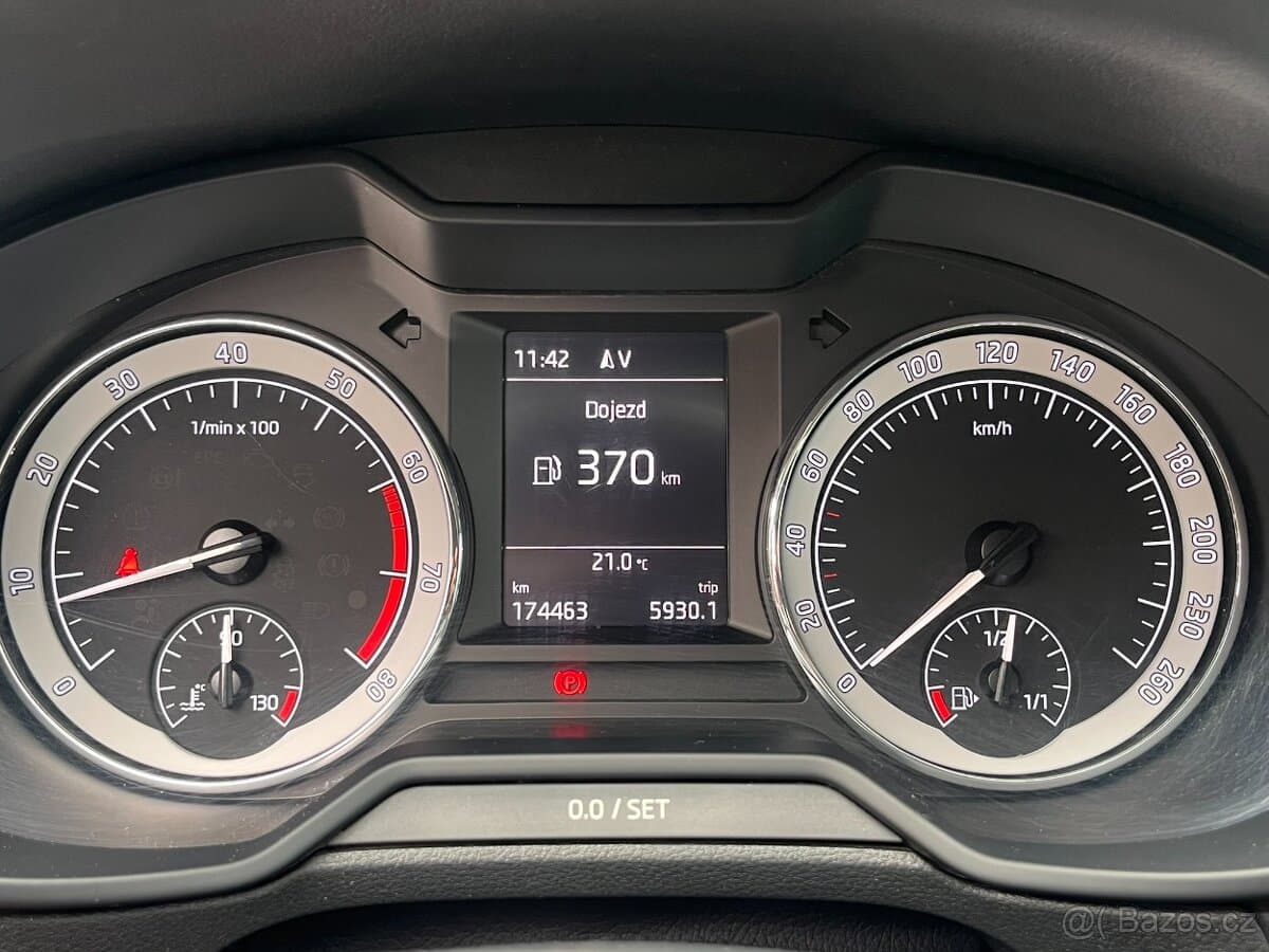 2017 Škoda OCTAVIA - 14