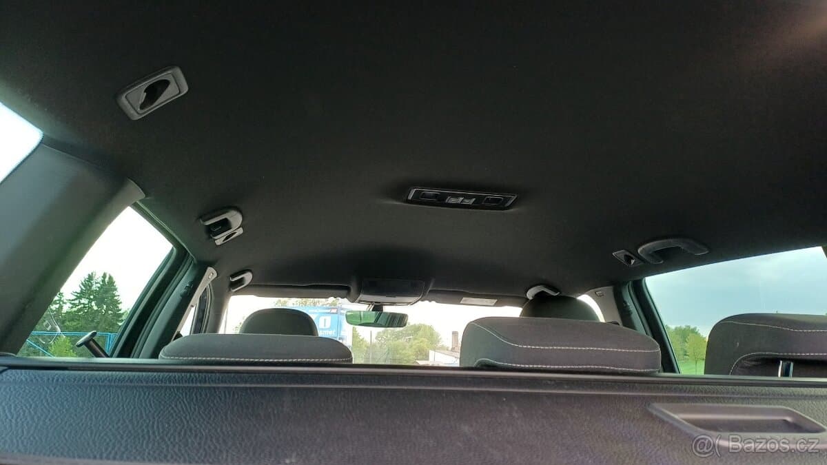 Volkswagen GOLF - 14