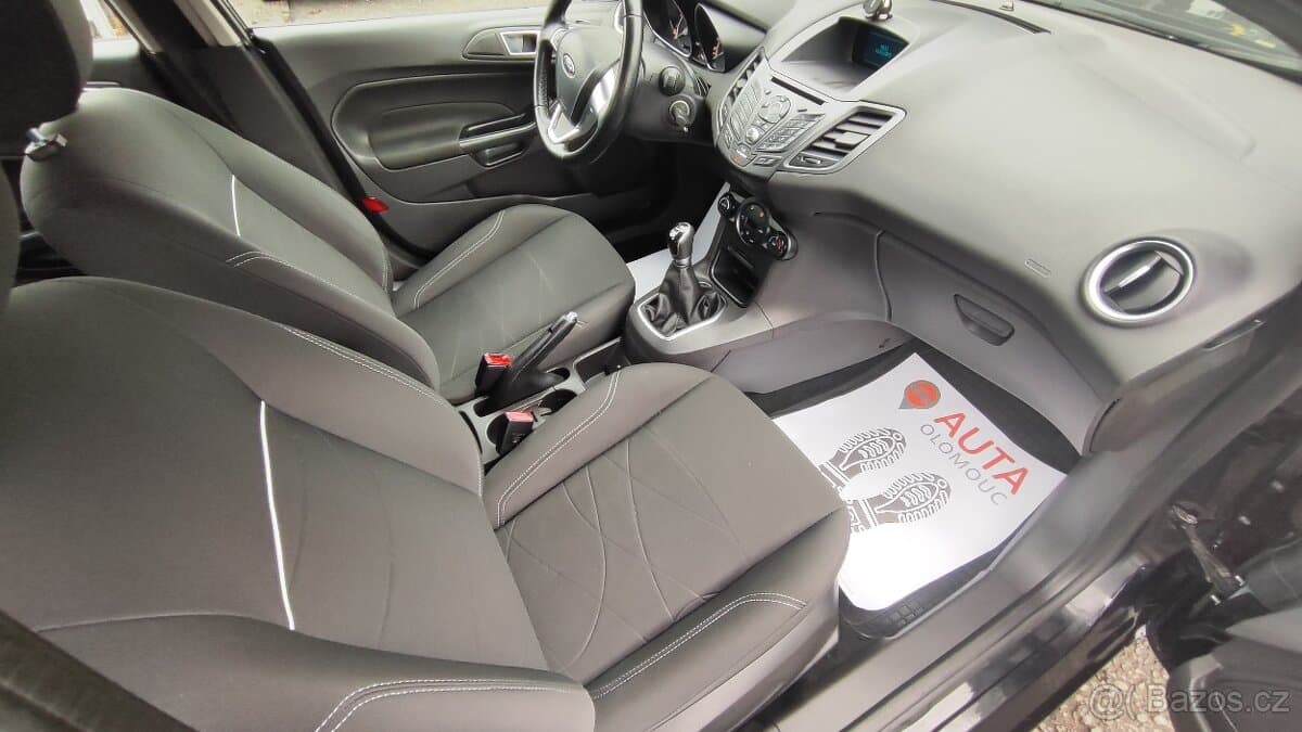 2015 Ford FIESTA - 14