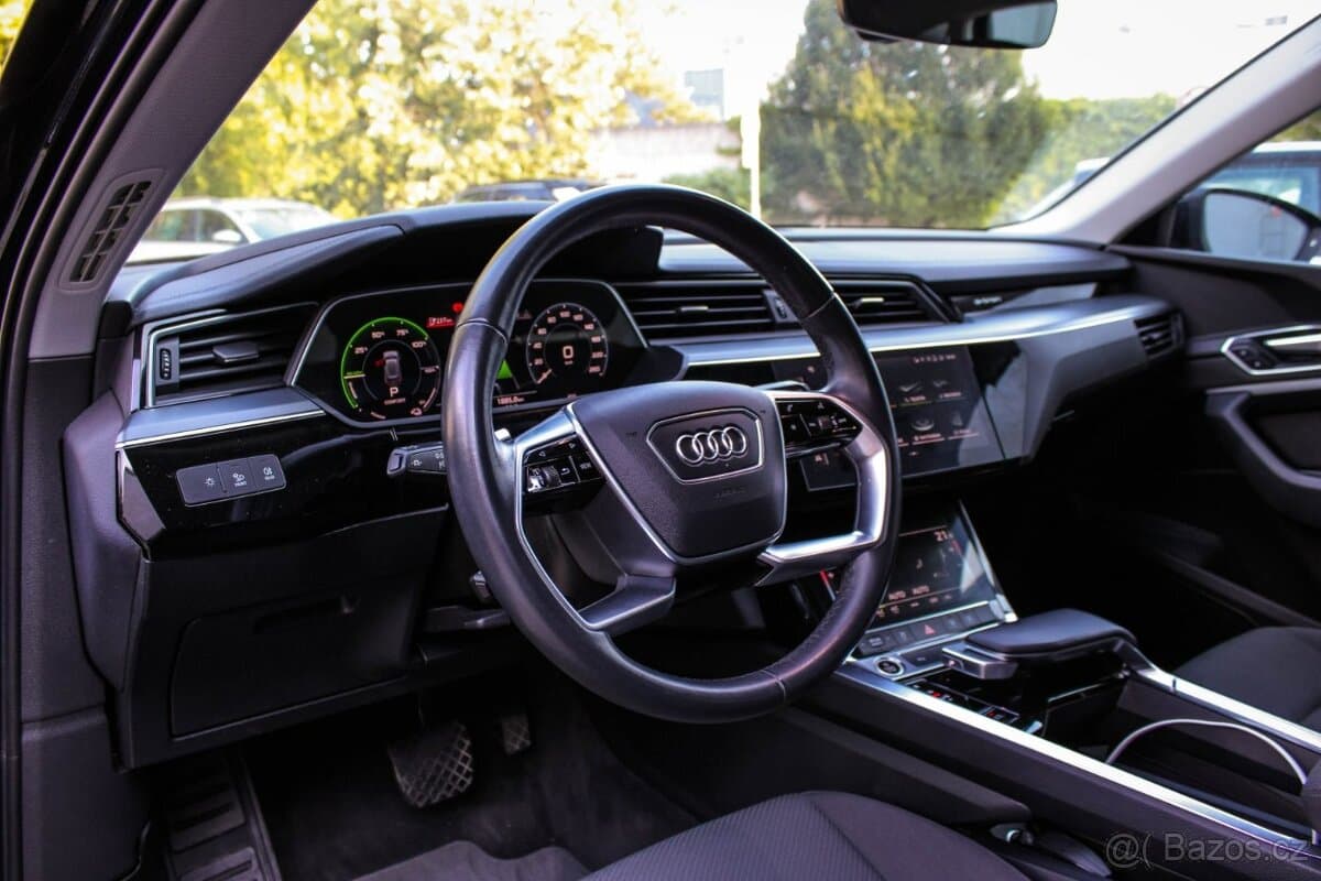 2020 Audi E-TRON - 14