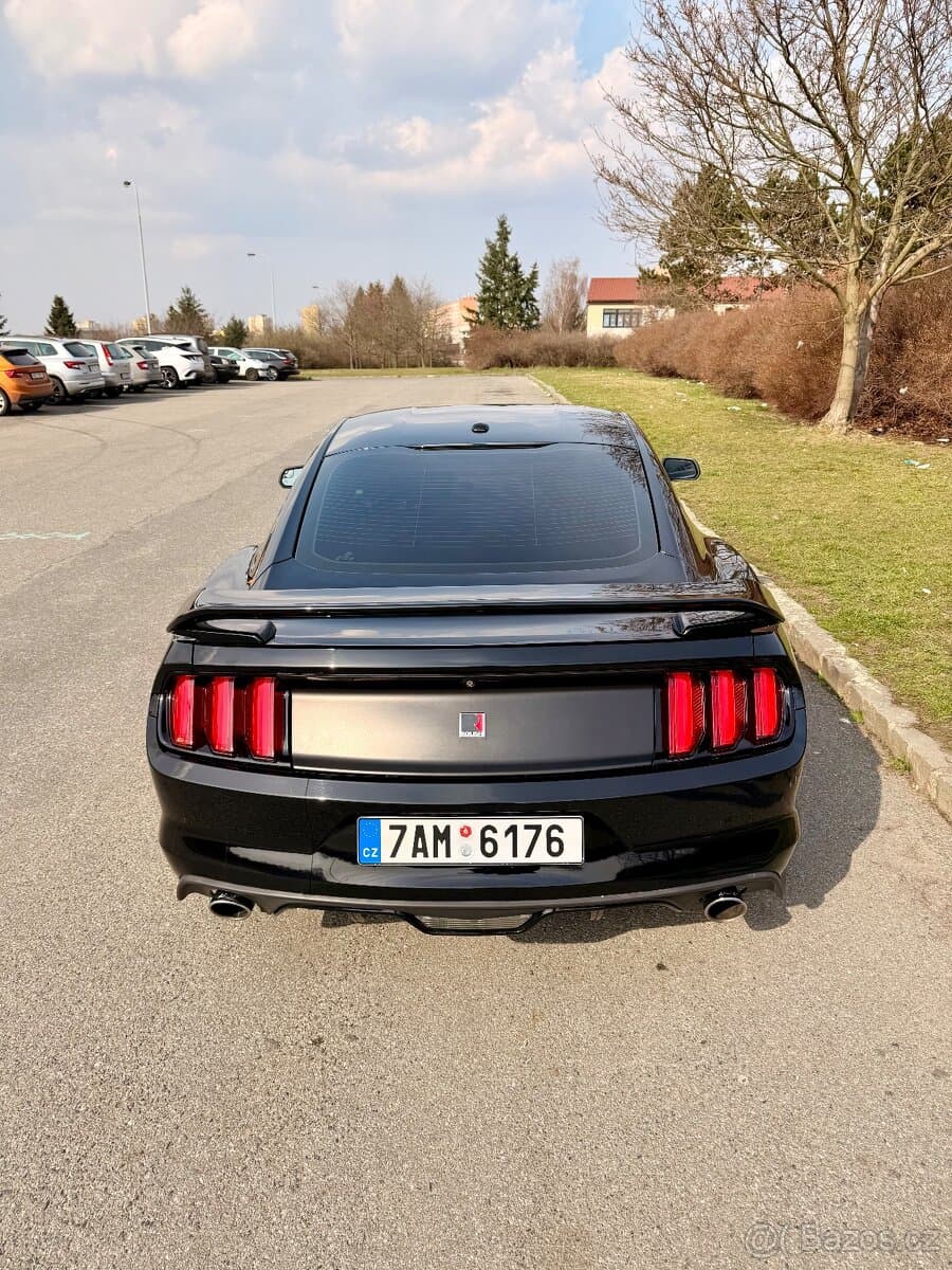 2015 Ford GT - 14