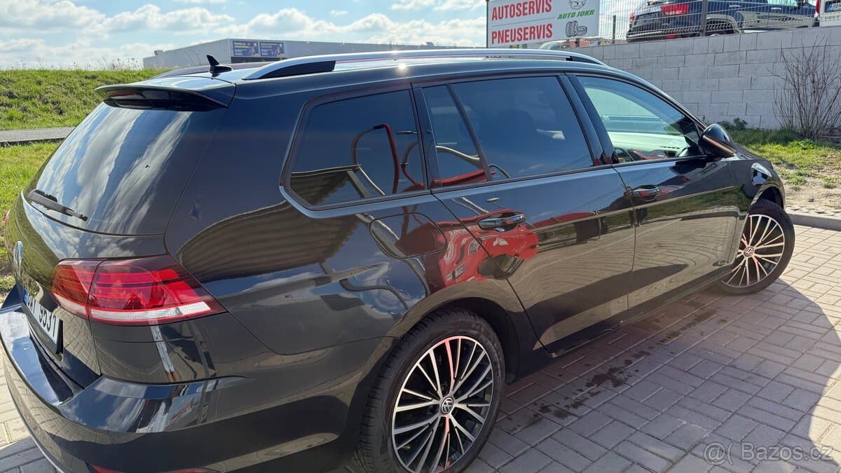2018 Volkswagen GOLF - 14