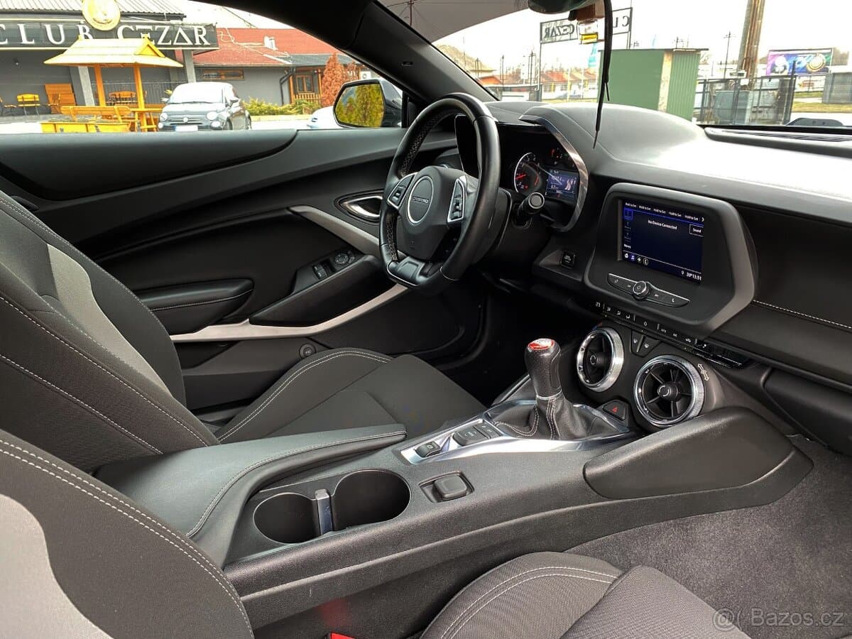 2020 Chevrolet CAMARO - 14