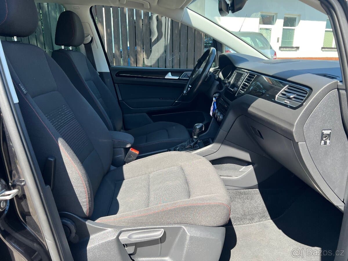 2017 Volkswagen GOLF - 14