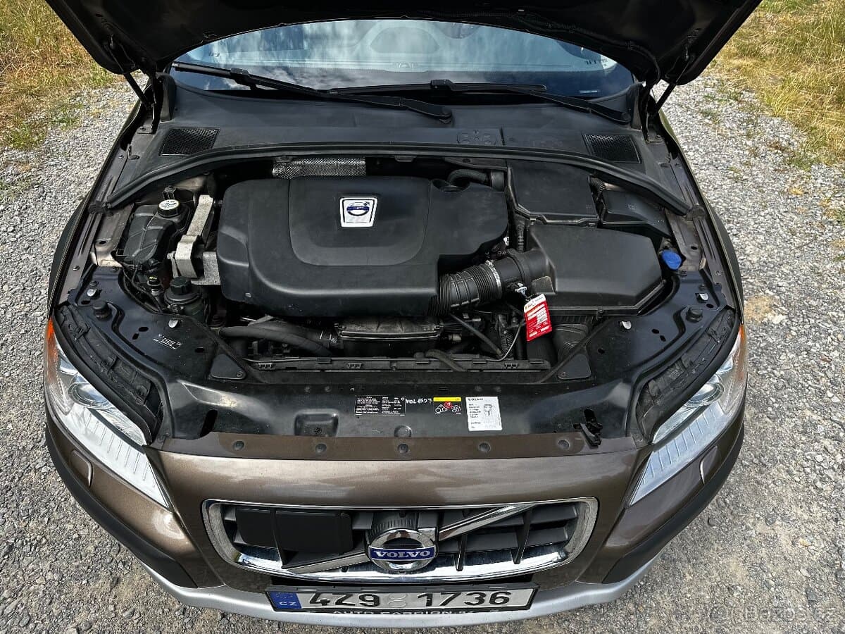 2012 Volvo XC70 - 14