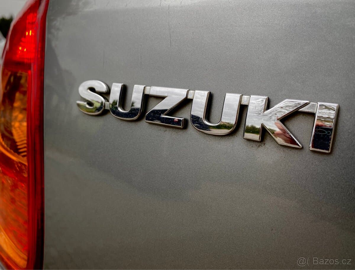 2011 Suzuki SX4 - 14